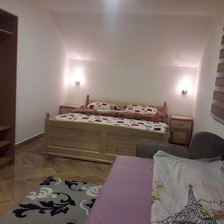 Vuceljic Rooms แอนดริเจวิกา ภายนอก รูปภาพ